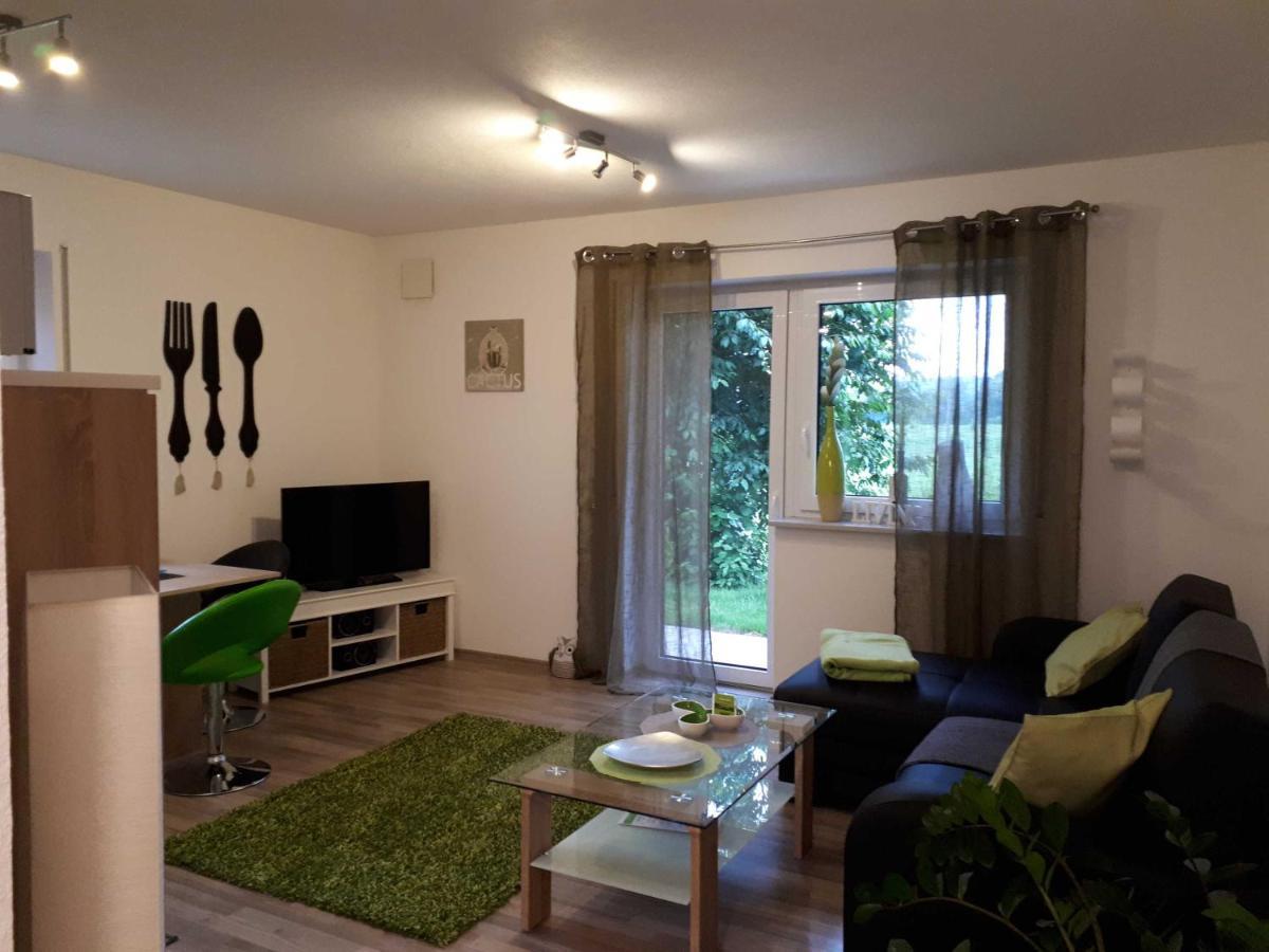 Weinlodge Am Geissberg Eberstadt Room photo