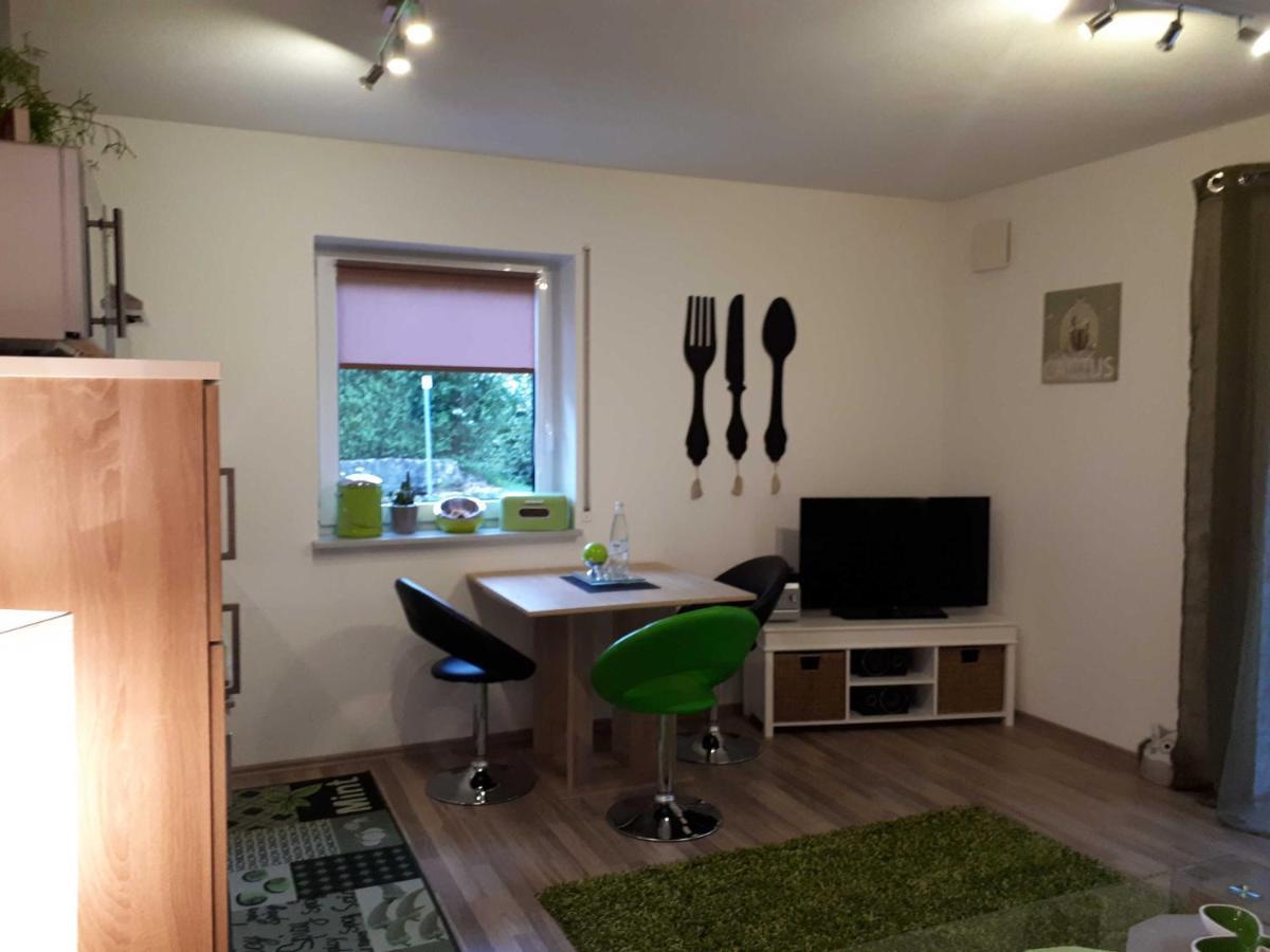 Weinlodge Am Geissberg Eberstadt Room photo